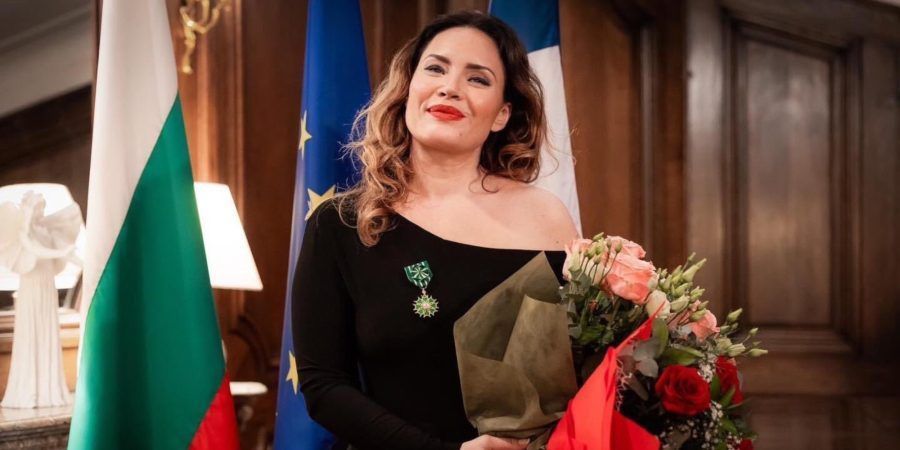 Yoncheva Officiere France